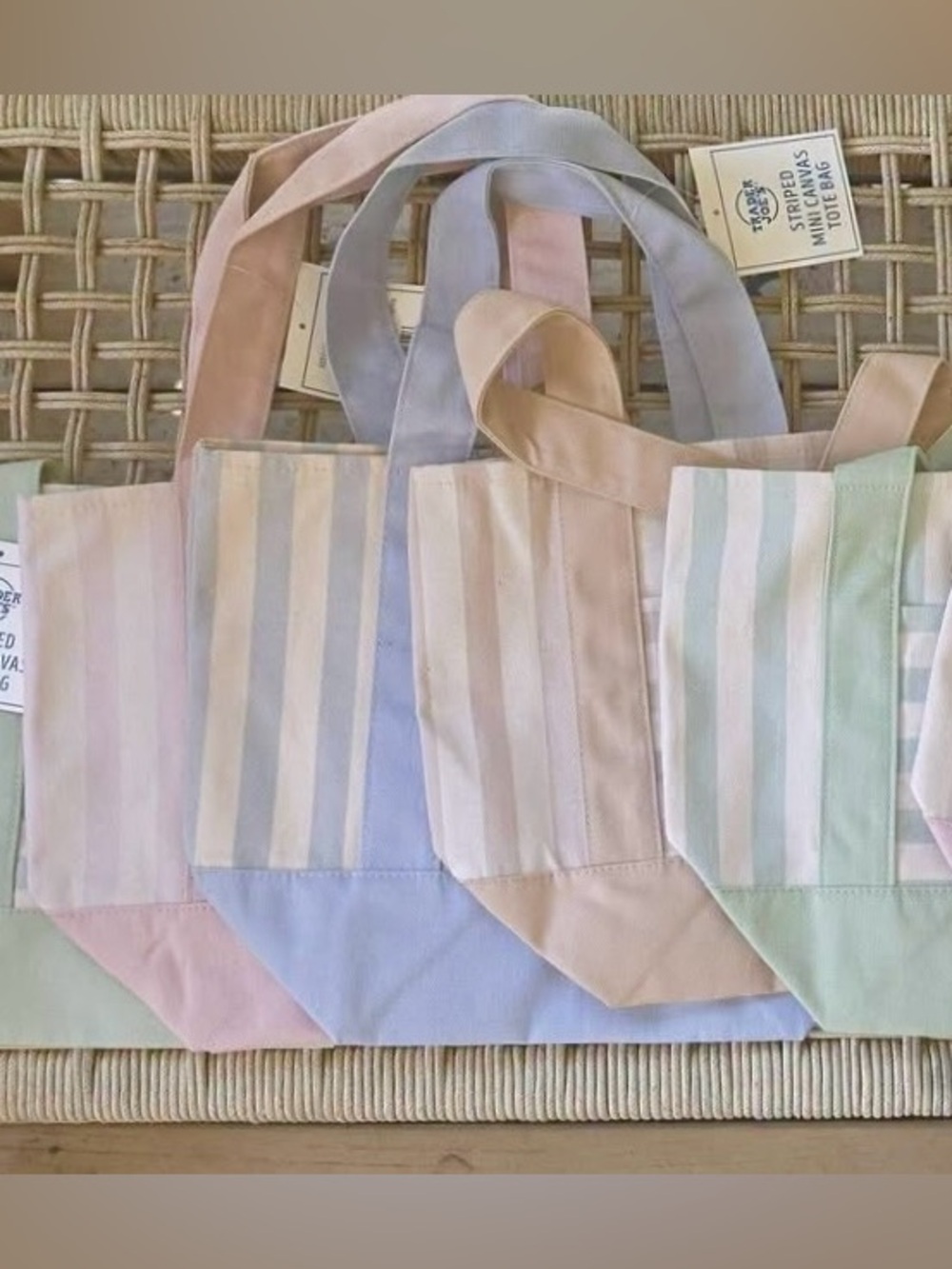 Trader Joe's LIMITED EDITION Mini Pastel 2026 GREEN Striped Canvas Tote Bag - Picture 2 of 2